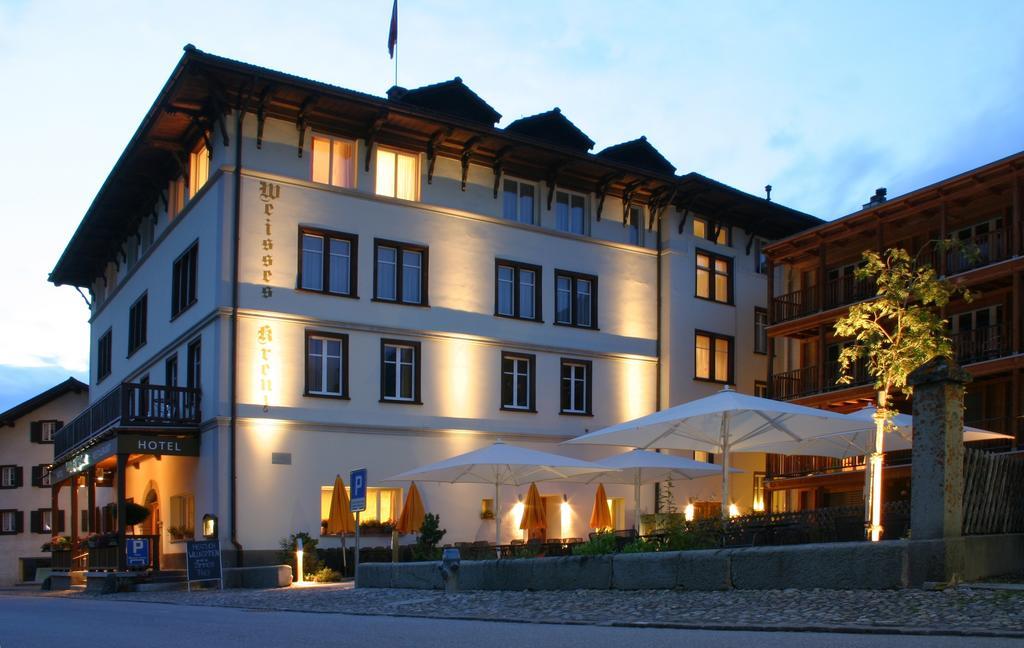 Hotel Weisses Kreuz Berguen Exterior photo